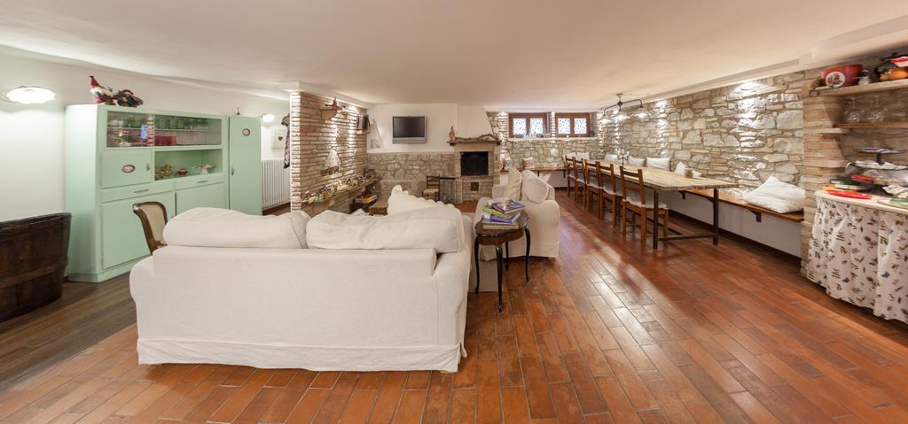 Assisi Charme Bed and Breakfast Eksteriør billede
